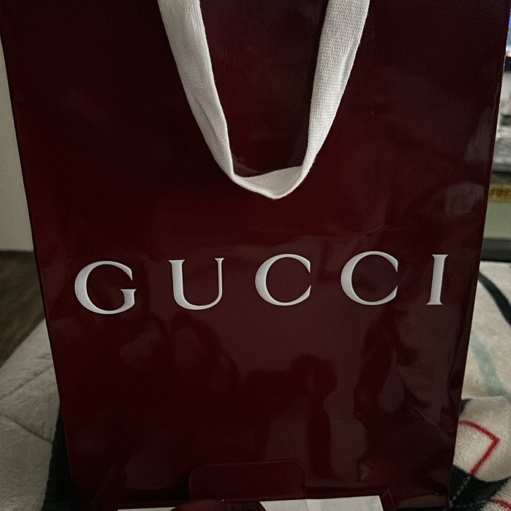 Gucci Taupe Leather Belt with Gold GG Buckle - Picture 6 of 7
